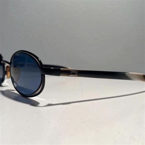 depop.com gucci print womens sunglasses